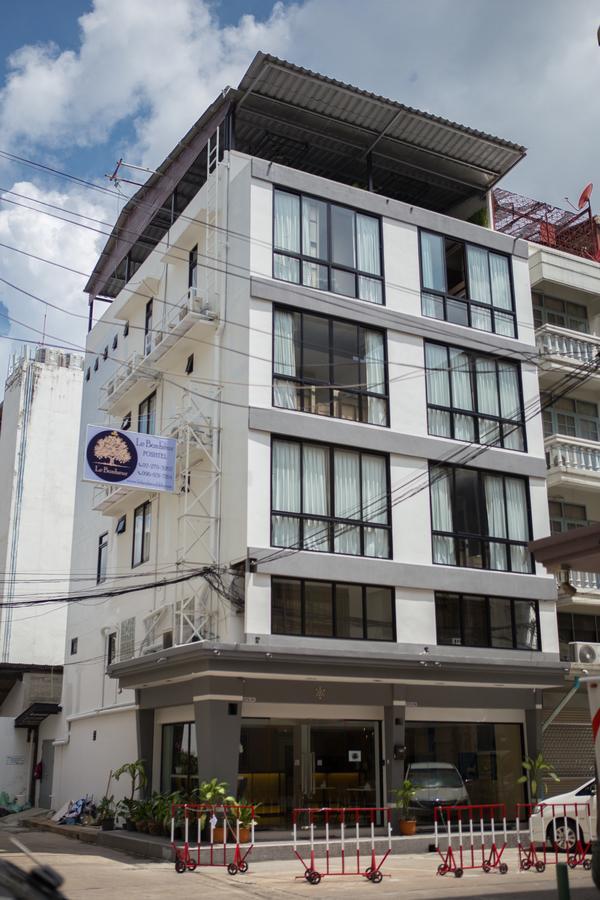 Le Bonheur Poshtel Hostel Bangkok Exterior photo